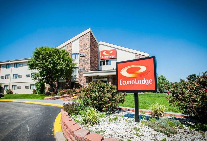 בית מלון כפרי Econo Lodge Kansas City Downtown North