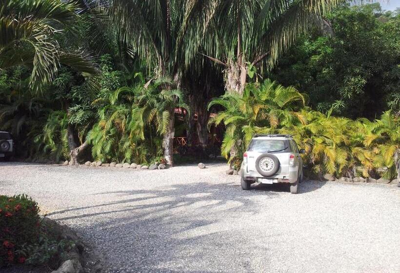 Esencia Hotel And Villas