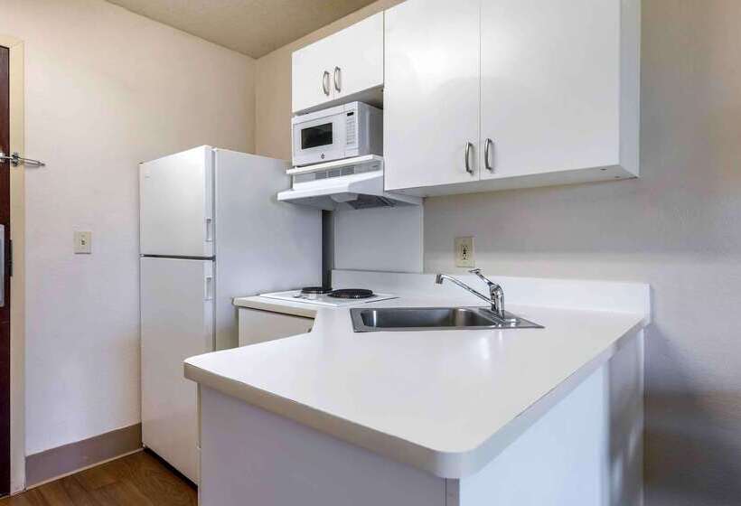 هتل Extended Stay America Suites   Orlando   Lake Mary   1036 Greenwood Blvd