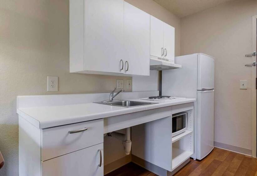 호텔 Extended Stay America Suites Orlando Lake Mary 1036 Greenwood Blvd