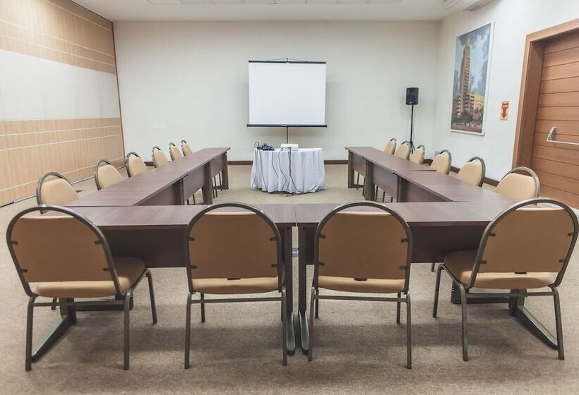 호텔 Ferradura Resort