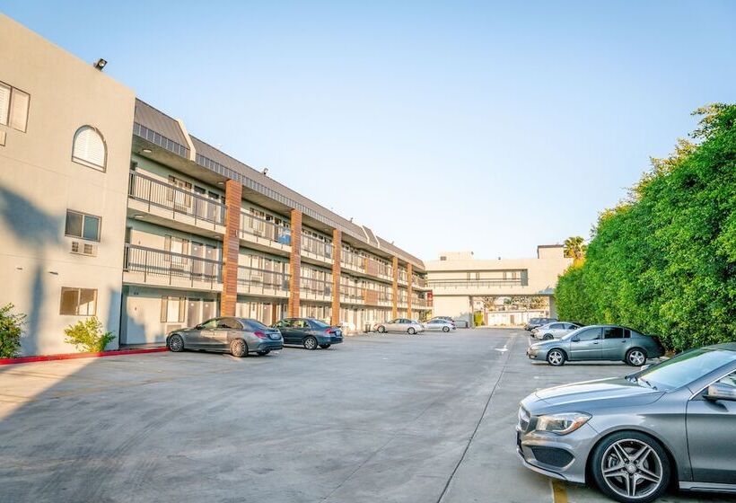 Отель Gateway Inn Gardena