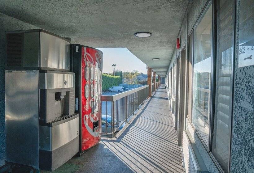 Отель Gateway Inn Gardena