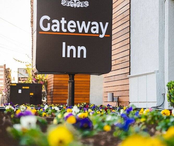 Отель Gateway Inn Gardena