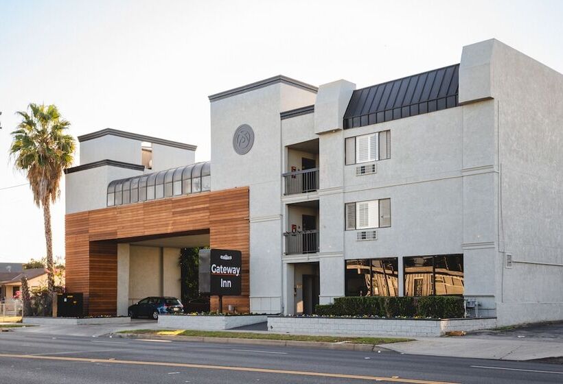 Отель Gateway Inn Gardena