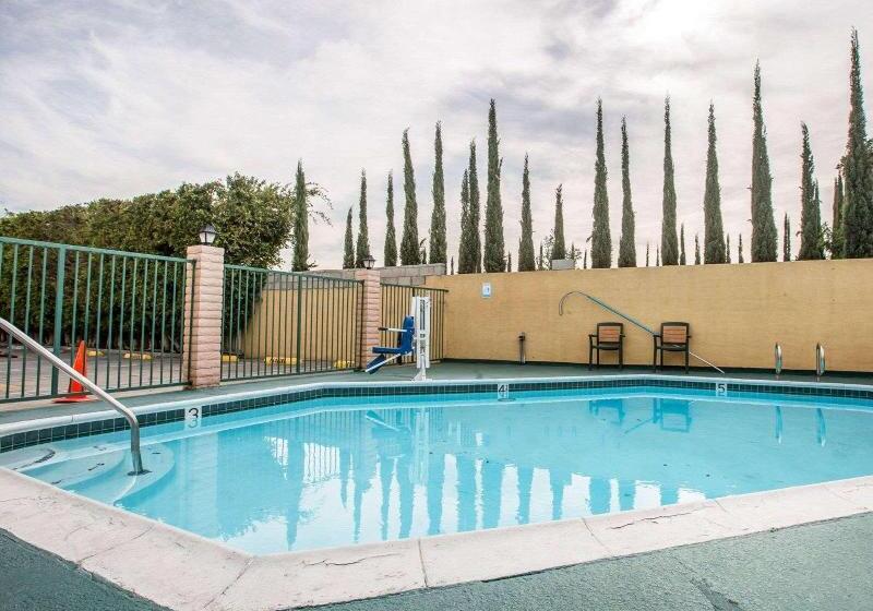 Отель Gateway Inn Gardena