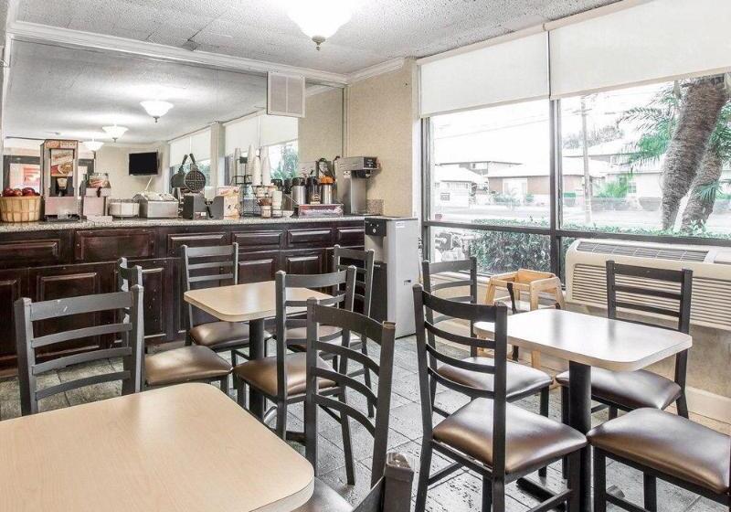 Отель Gateway Inn Gardena