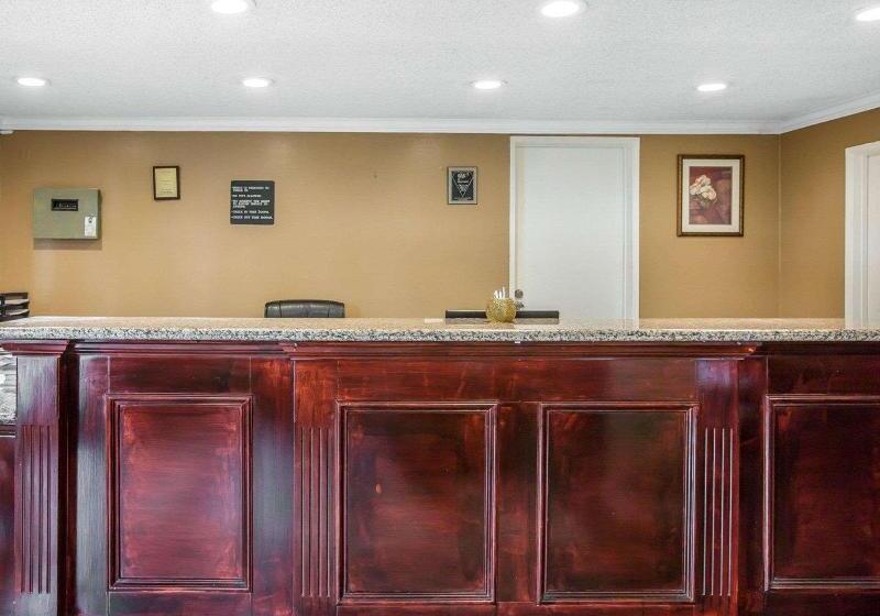 Отель Gateway Inn Gardena