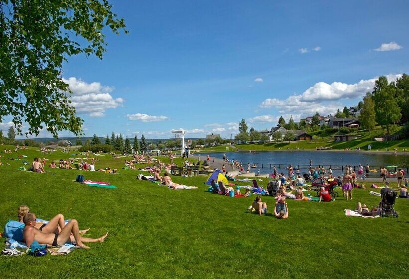 Отель Gjøvik Hovdetun Hostel