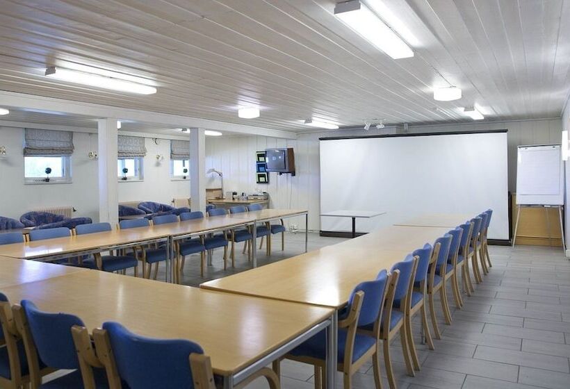 Отель Gjøvik Hovdetun Hostel