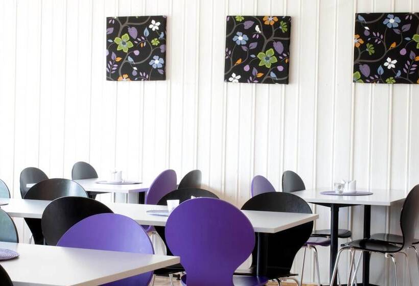 Отель Gjøvik Hovdetun Hostel