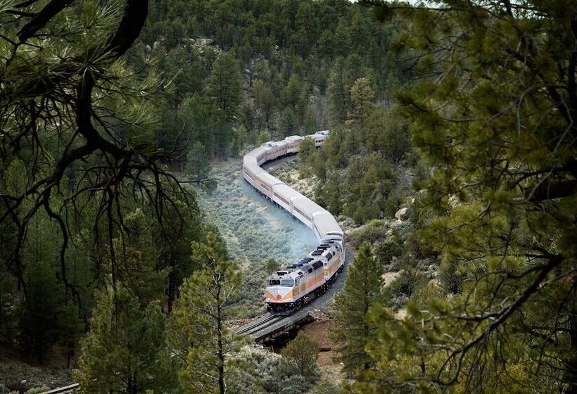 בית מלון כפרי Grand Canyon Railway
