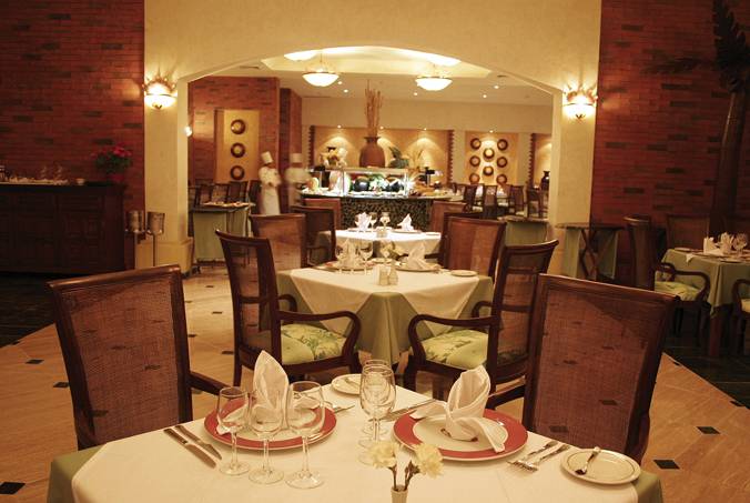 Grand Palladium Select White Sand Resort & Spa - All Inclusive