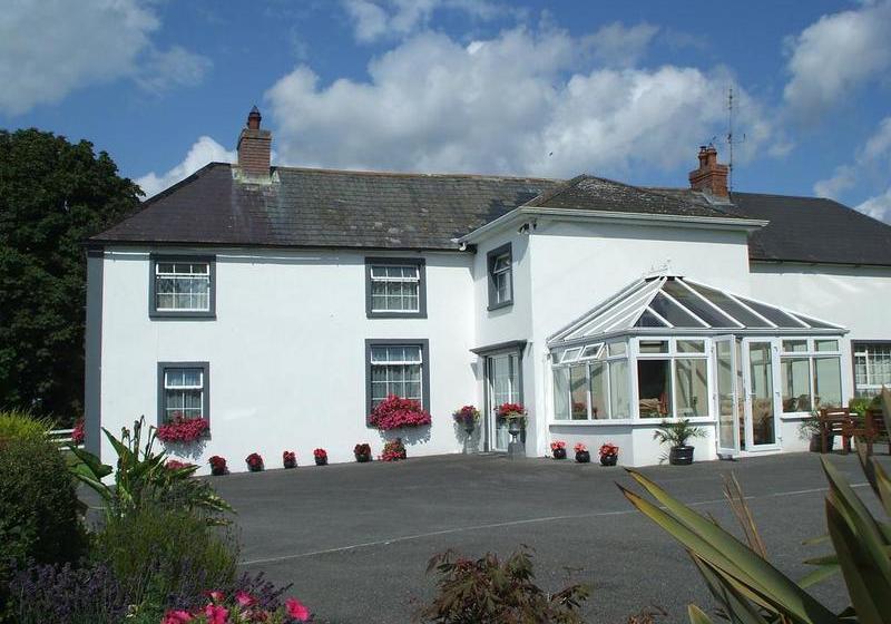 Отель Grove Farm House