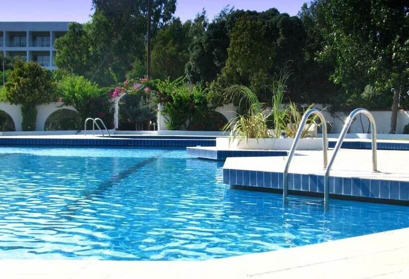 Happy Days Hotel, Adults Only