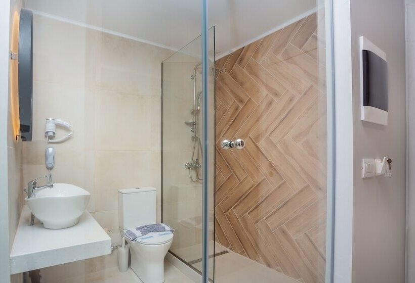 Happy Days Hotel, Adults Only