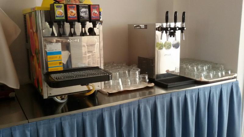 Happy Days Hotel, Adults Only