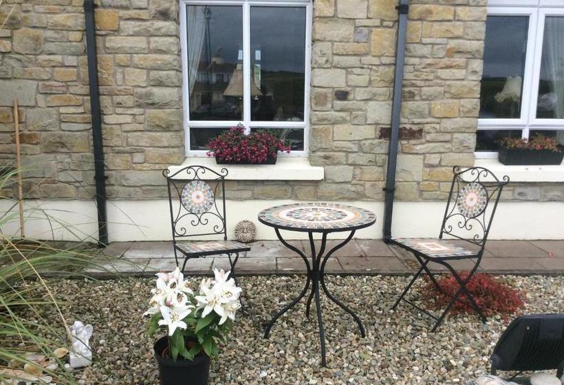 בית מלון כפרי Heron S Cove