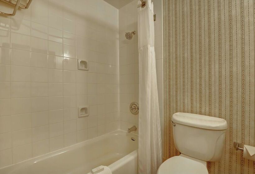 فندق Hilton Garden Inn Green Bay