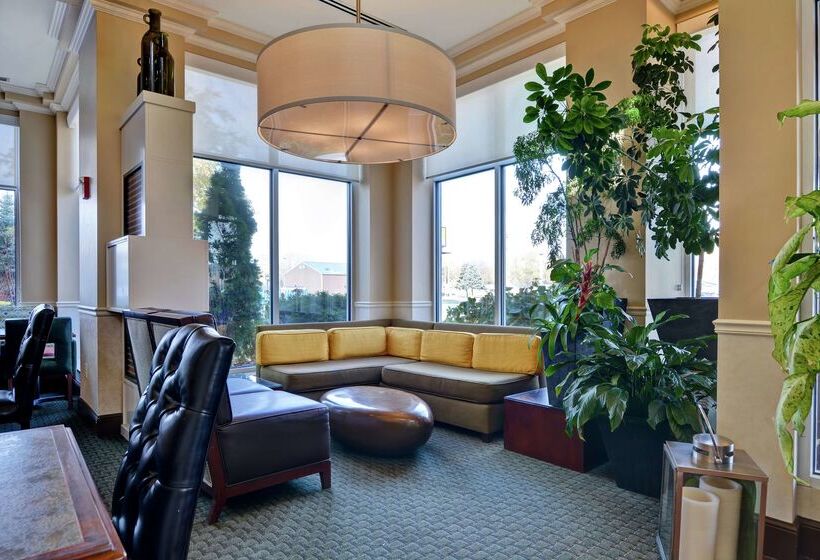 فندق Hilton Garden Inn Green Bay