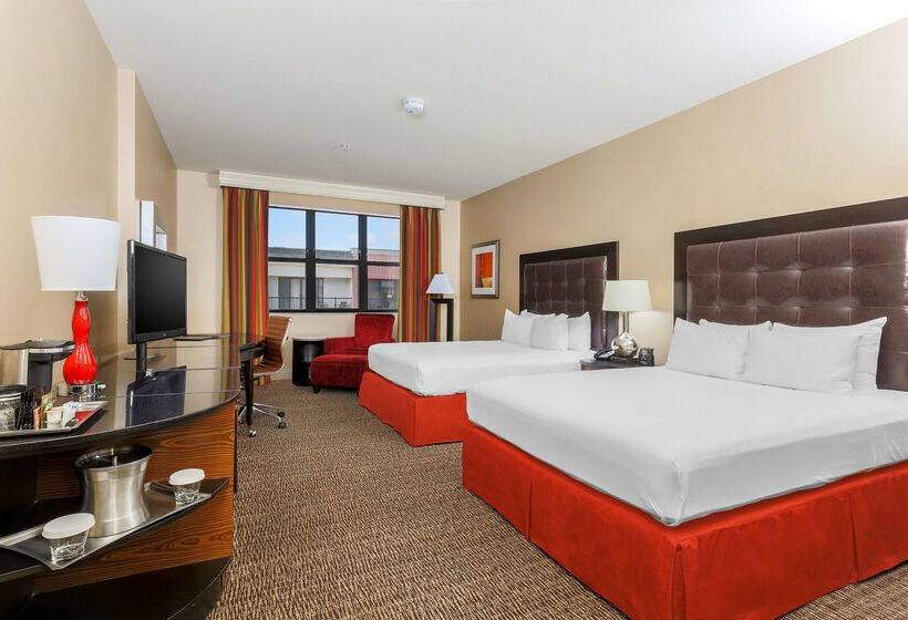 هتل Hilton Promenade At Branson Landing