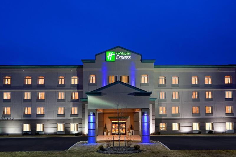 ホテル Holiday Inn Express Syracuse Fairgrounds, An Ihg