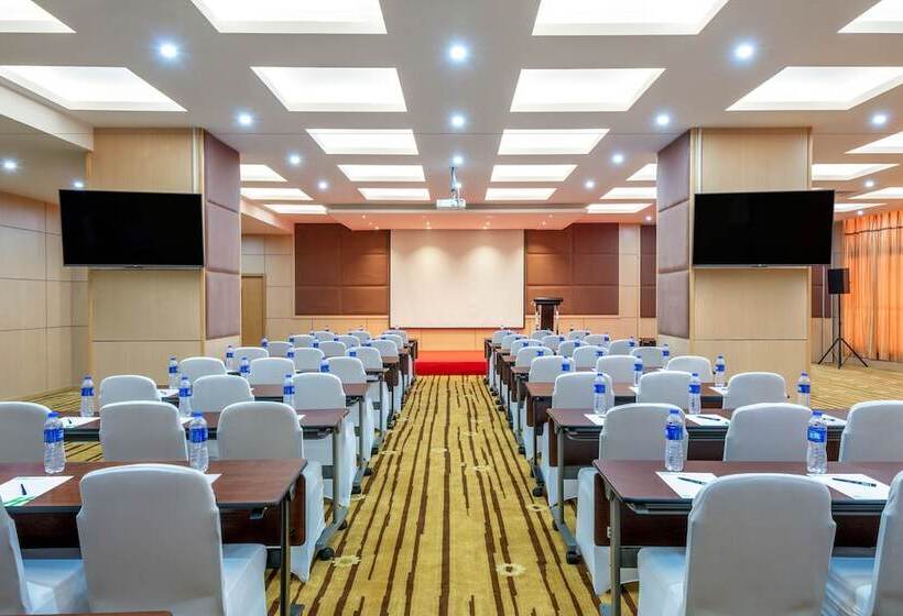 호텔 Holiday Inn Shanghai Jing An By Ihg