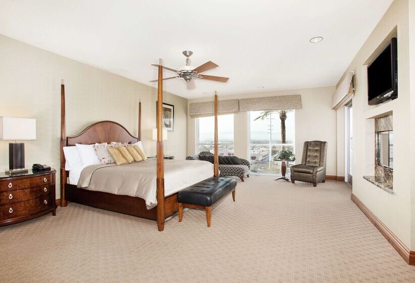 Отель Homewood Suites By Hilton Henderson South Las Vegas