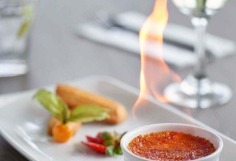 Отель Hyatt Place London Heathrow Airport