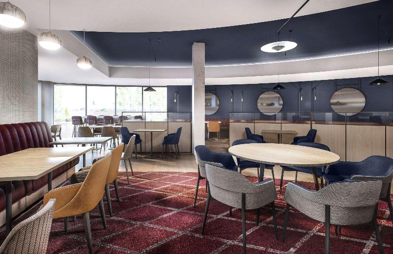 Отель Hyatt Place London Heathrow Airport