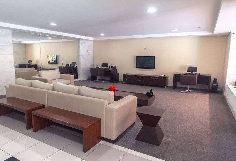 Отель Iguatemi Business & Flat By Avectur