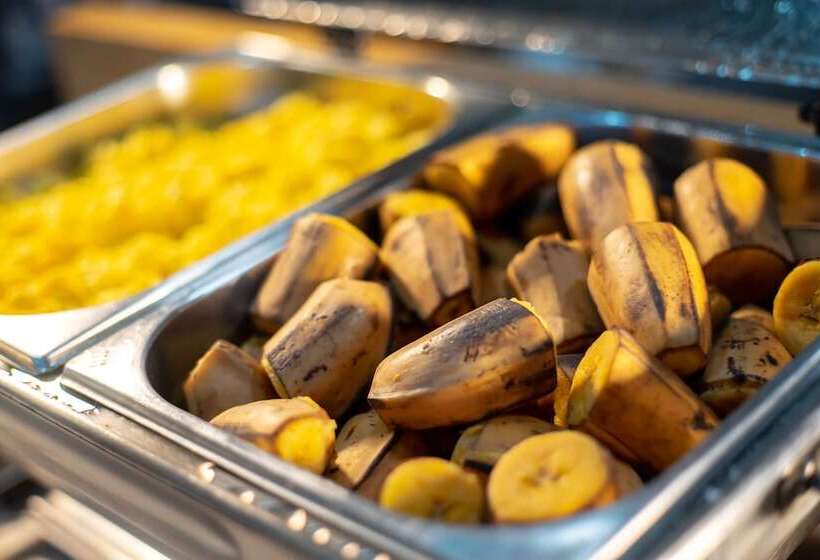 Отель Iguatemi Business & Flat By Avectur