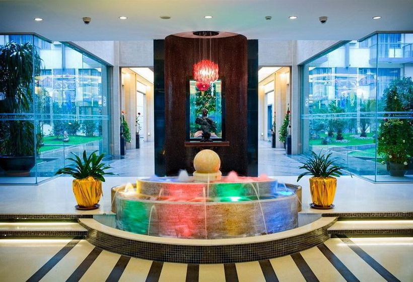 호텔 J. Real Residence Suites