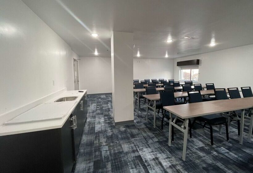 ホテル La Quinta Inn By Wyndham Columbus Dublin