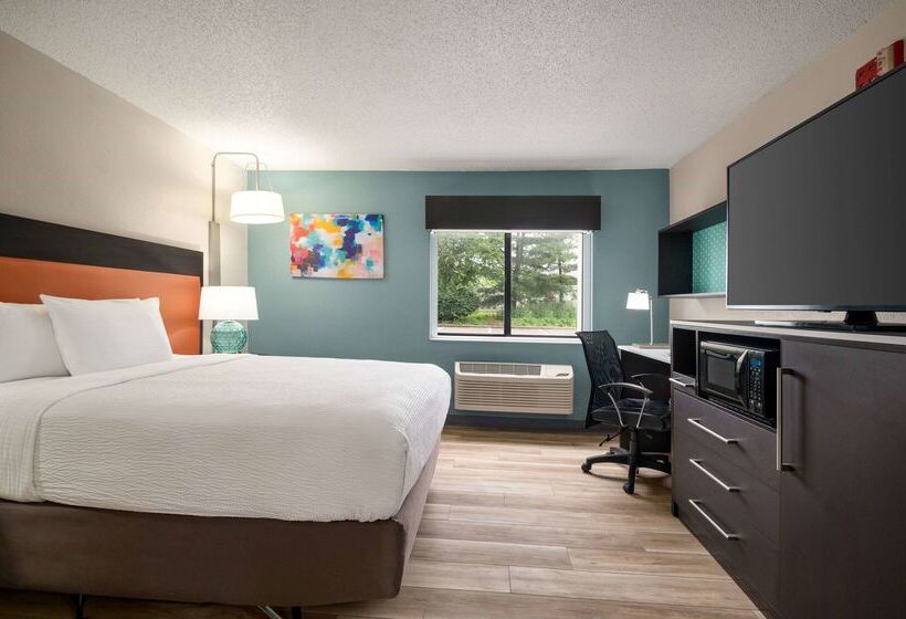 ホテル La Quinta Inn By Wyndham Columbus Dublin