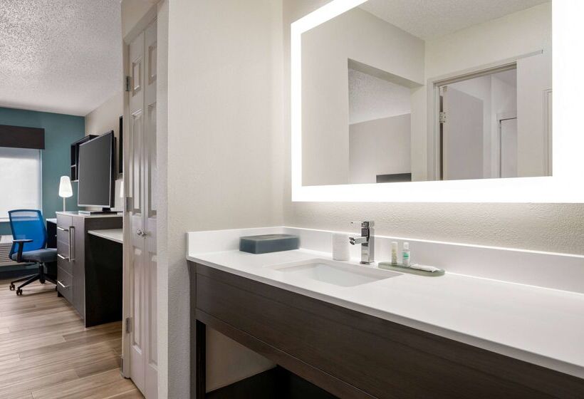 ホテル La Quinta Inn By Wyndham Columbus Dublin