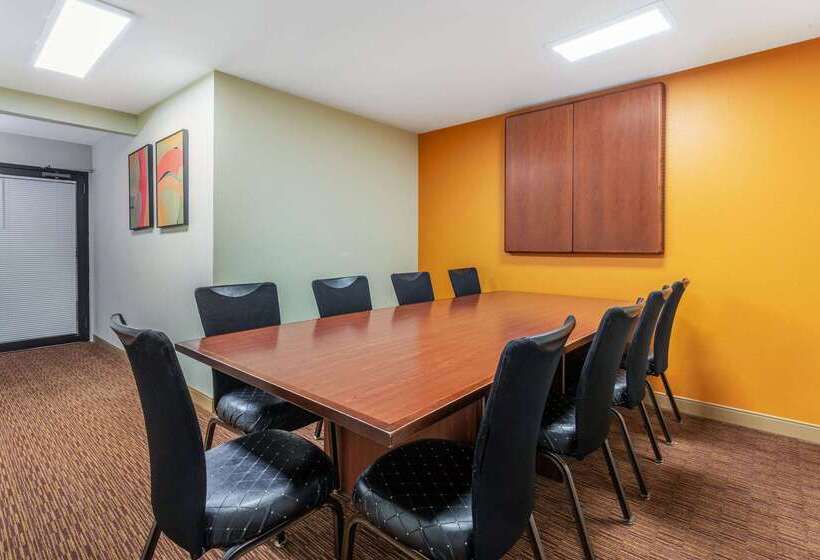 فندق La Quinta By Wyndham Chicago Tinley Park