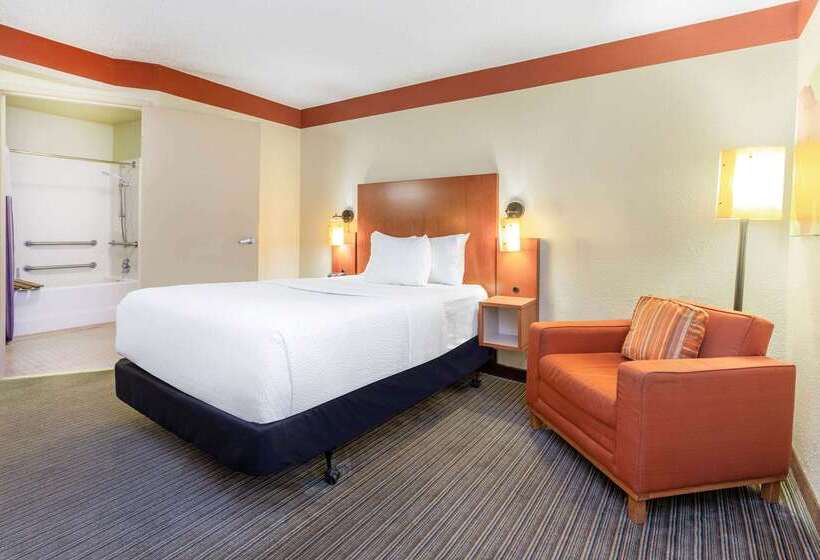 Отель La Quinta By Wyndham Chicago Tinley Park