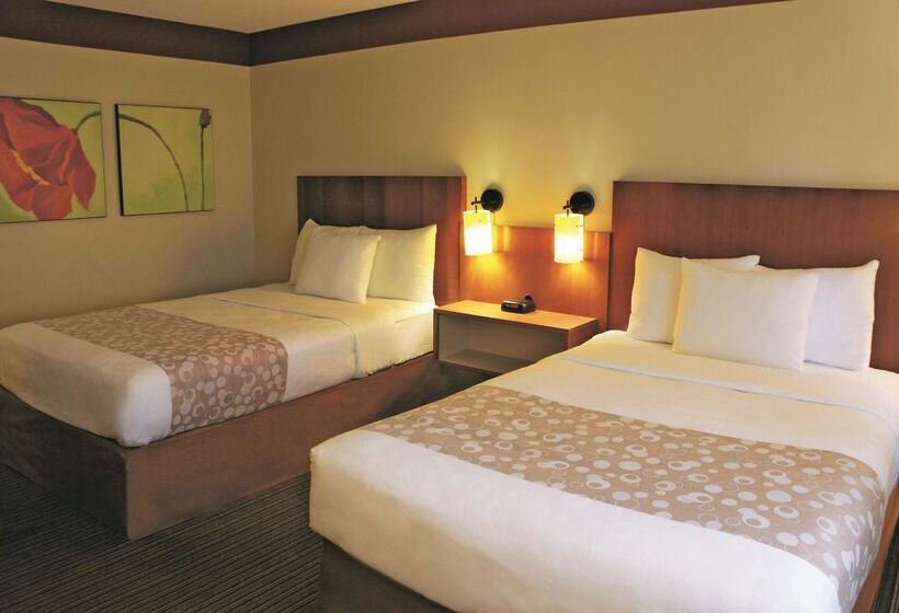 בית מלון כפרי La Quinta By Wyndham Houston Southwest