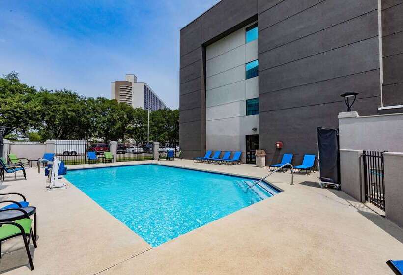 בית מלון כפרי La Quinta By Wyndham Houston Southwest