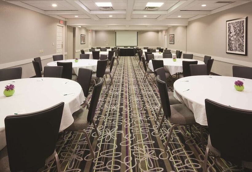 酒店 La Quinta By Wyndham Minneapolis Bloomington W   Free Airport Shuttle