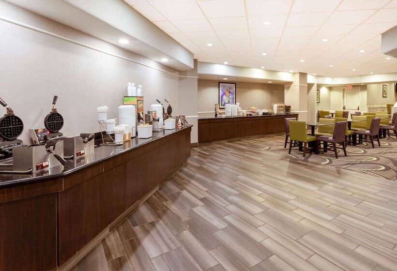 酒店 La Quinta By Wyndham Minneapolis Bloomington W   Free Airport Shuttle