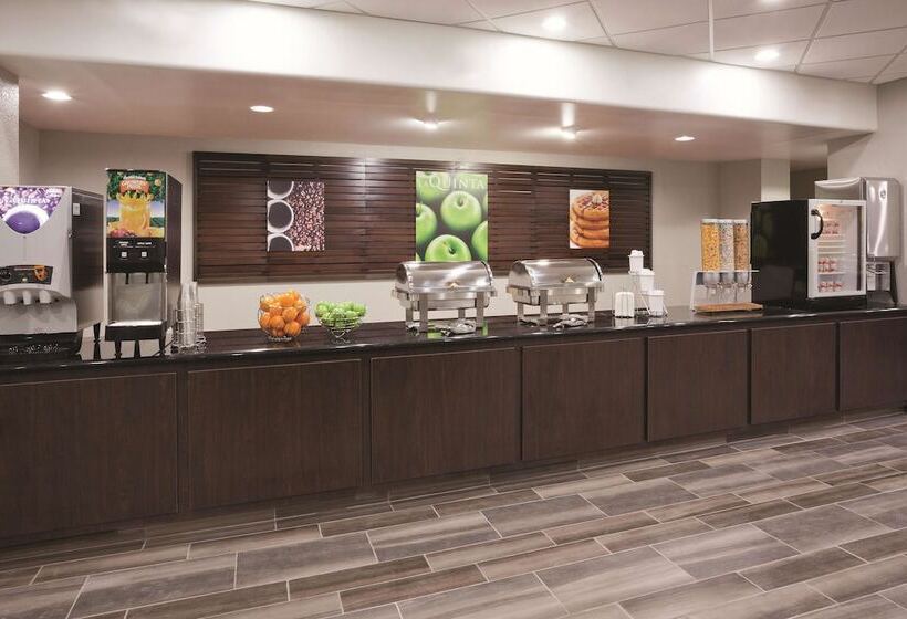 هتل La Quinta By Wyndham Minneapolis Bloomington W   Free Airport Shuttle