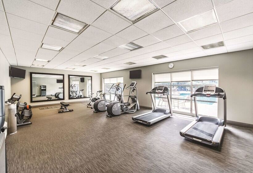 ホテル La Quinta Inn & Suites By Wyndham San Antonio Downtown