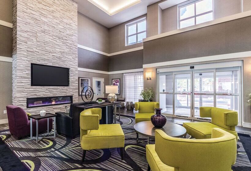 ホテル La Quinta Inn & Suites By Wyndham San Antonio Downtown