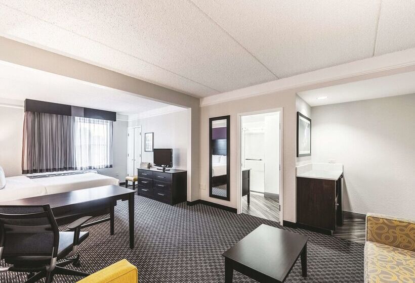 ホテル La Quinta Inn & Suites By Wyndham San Antonio Downtown