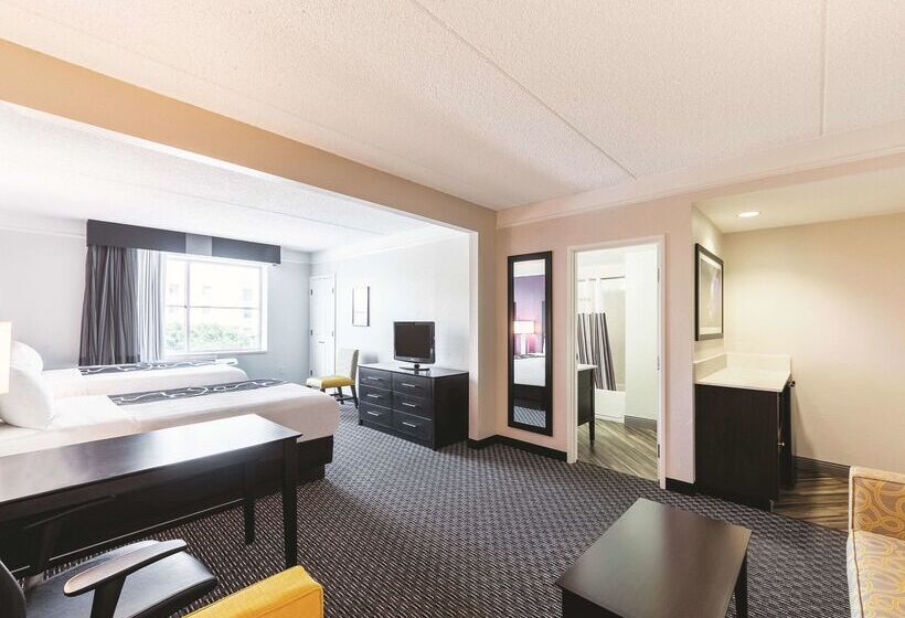 ホテル La Quinta Inn & Suites By Wyndham San Antonio Downtown