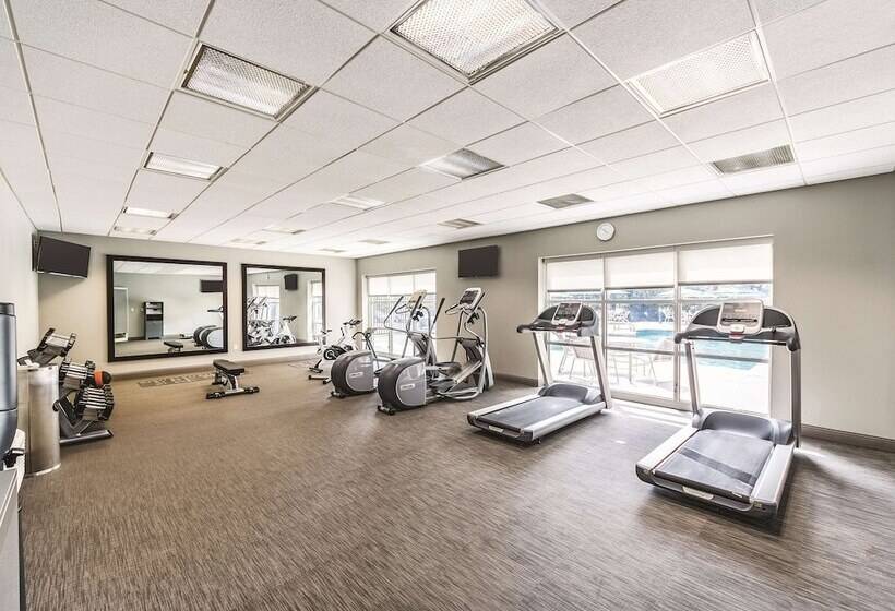 ホテル La Quinta Inn & Suites By Wyndham San Antonio Downtown