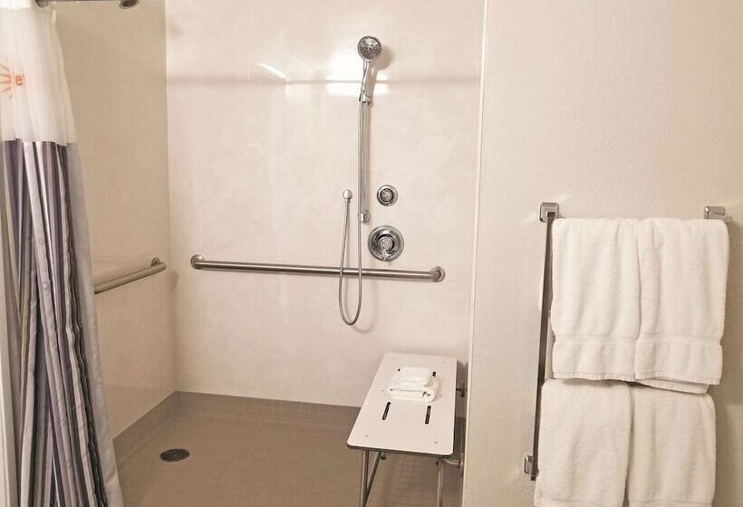 ホテル La Quinta Inn & Suites By Wyndham San Antonio Downtown