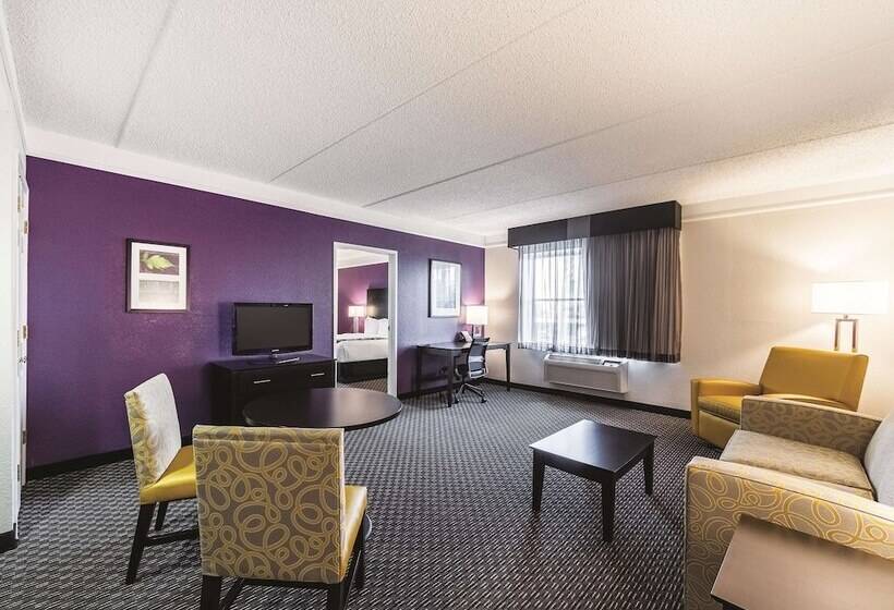 ホテル La Quinta Inn & Suites By Wyndham San Antonio Downtown